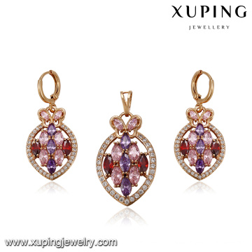 64231 Xuping Fashion Gold Plated Jewellery Sets con Zircon